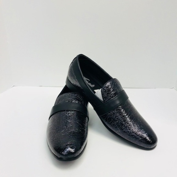 Men's Amali Black Crackled Mettalic Slip Ons Shoes - Picture 1 of 5